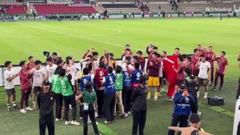 U23国足赛后将主教练安东尼奥高高扔起,集体喊出:冠军!冠军