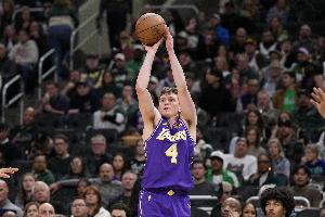 大概废掉了?克内克特常规赛10.2分钟拿4.2分1.4板 垃圾时间常驻
